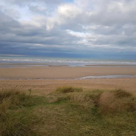 Près De La Cabourg